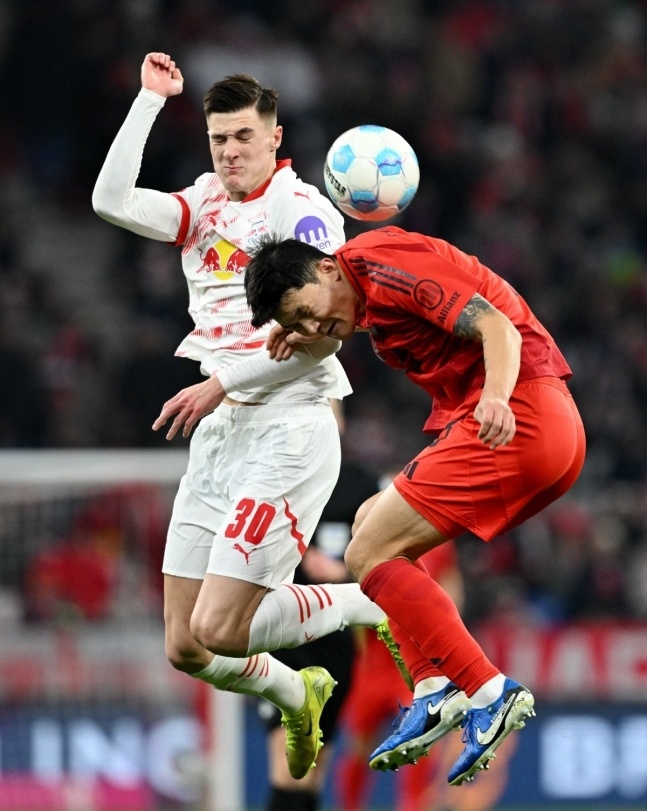 莱比锡战平拜仁，贝尔梅开二度亚洲杯